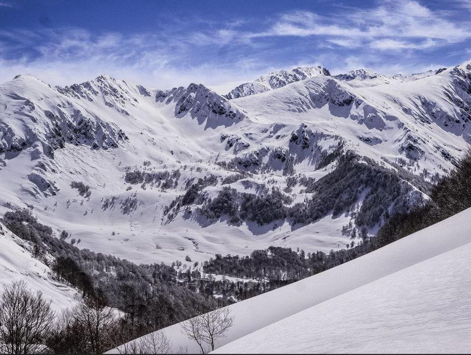 La Maison Des Vacances Auzat Экстерьер фото